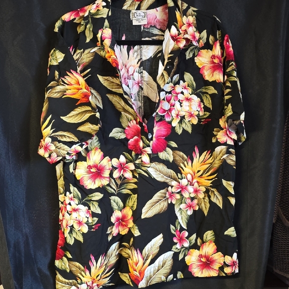 Go Barefoot Tops - Go Barefoot Made In USA Hawaiian Floral 3XL Vibrant Short Sleeve Collared Shirt